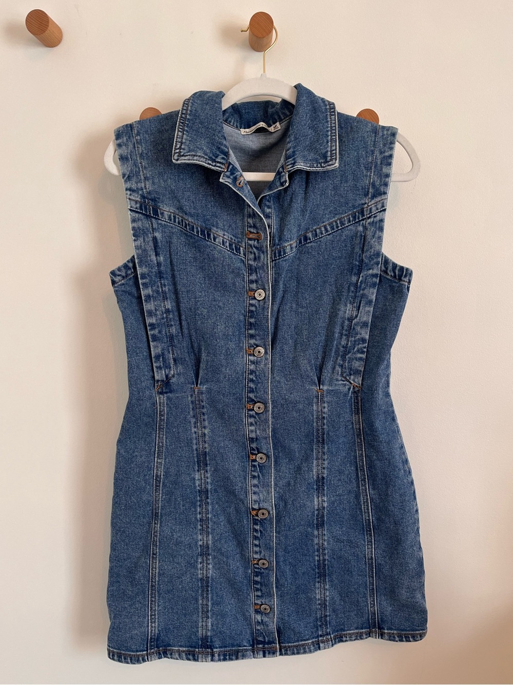 Button-Front Sleeveless Denim Dress in Blue